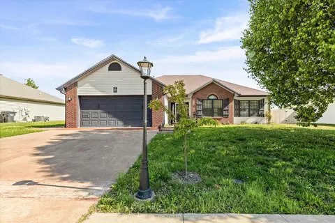 4113 Monsoon Ln, Columbia, MO 65202