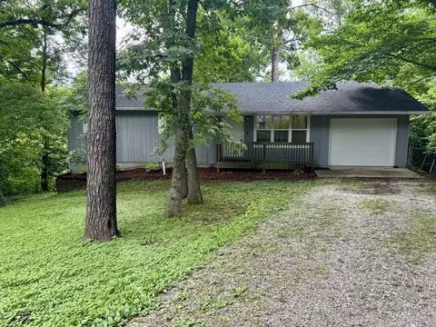 700 Bon Gor Ct, Columbia, MO 65202