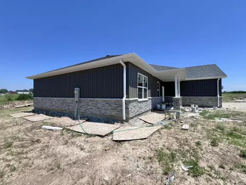Exterior - 2437 Kirk Dr, Holts Summit, MO 65043 photo 4 of 6