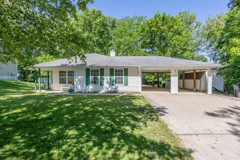 5591 N Autumn Dr, Columbia, MO 65202