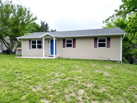 7505 S Hillside Dr, Columbia, MO 65203