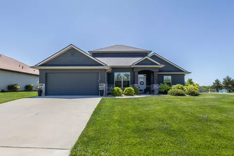 1644 Spring Mountain Dr, Columbia, MO 65201