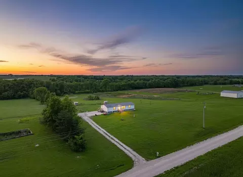 1138 County Road 1115, Huntsville, MO 65259