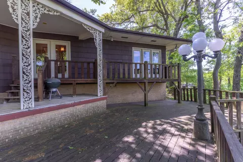Exterior - 1 Stone Ave, Moberly, MO 65270 photo 5 of 10
