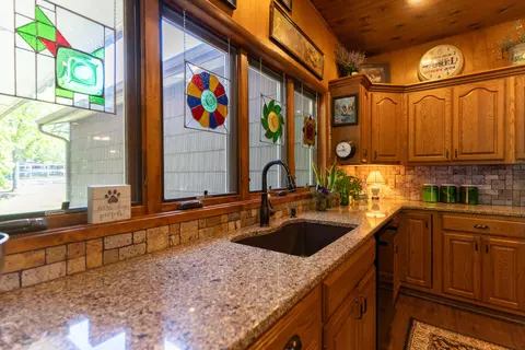 Kitchen - 1 Stone Ave, Moberly, MO 65270 photo 4 of 5