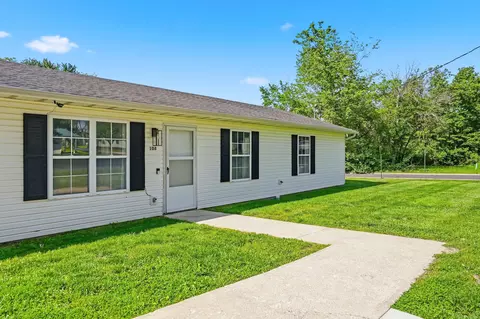 108 W Johnson Ave, Ashland, MO 65010