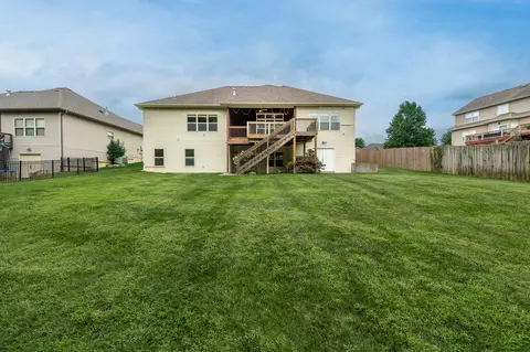 Exterior - 3502 Longfords Mill Dr, Columbia, MO 65203 photo 6 of 10