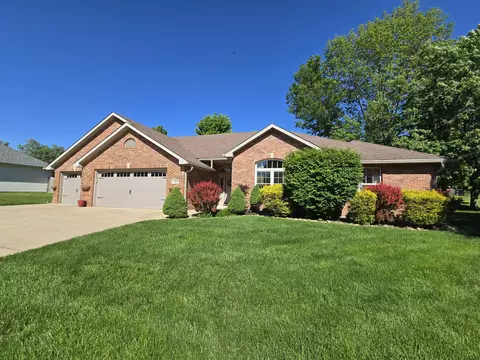 1602 Birmingham Ct, Columbia, MO 65203