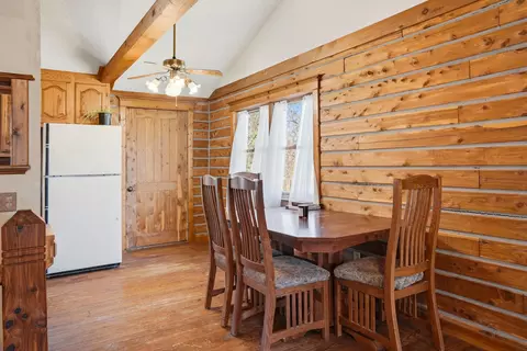 Dining - 702 High St, Arrow Rock, MO 65320 photo 2 of 3