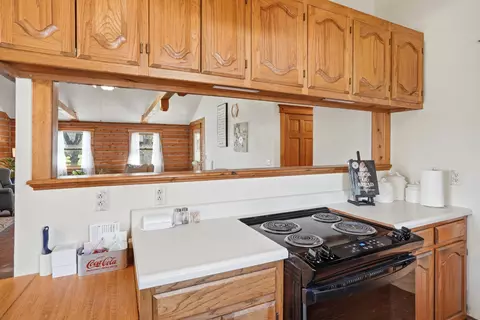 Kitchen - 702 High St, Arrow Rock, MO 65320 photo 3 of 6