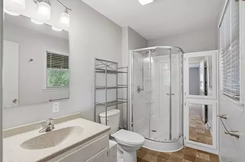Bath - 3855 State Road Aa, Tebbetts, MO 65080 photo 1 of 3