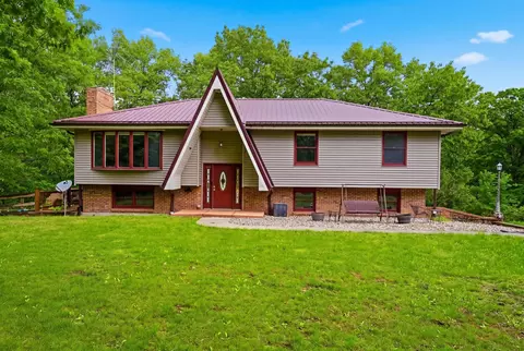 3855 State Road Aa, Tebbetts, MO 65080