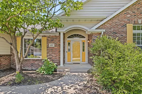4307 Champlain Ct, Columbia, MO 65203