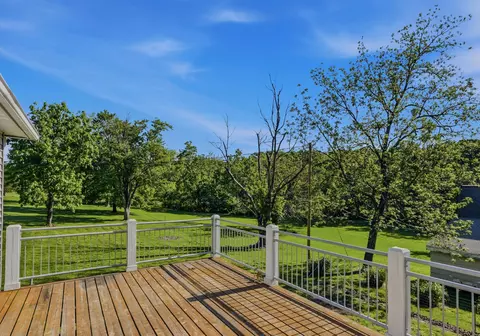 Exterior - 1806 S Aurora St, Eldon, MO 65026 photo 3 of 6
