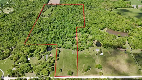 County Road 2320, Moberly, MO 65270