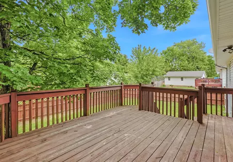 Exterior - 1001 Chippewa Dr, Fulton, MO 65251 photo 3 of 5
