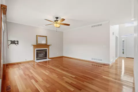 Living - 1901 Bluff Pointe Dr, Columbia, MO 65201 photo 6 of 8