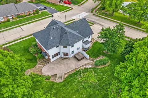 View/Area - 1901 Bluff Pointe Dr, Columbia, MO 65201 photo 1 of 10