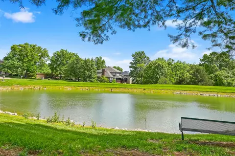 View/Area - 1901 Bluff Pointe Dr, Columbia, MO 65201 photo 5 of 10