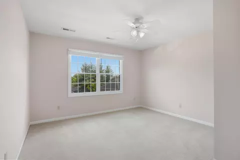 Bedroom - 1901 Bluff Pointe Dr, Columbia, MO 65201 photo 7 of 12