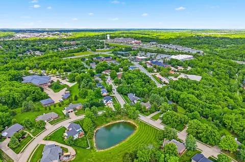View/Area - 1901 Bluff Pointe Dr, Columbia, MO 65201 photo 9 of 10