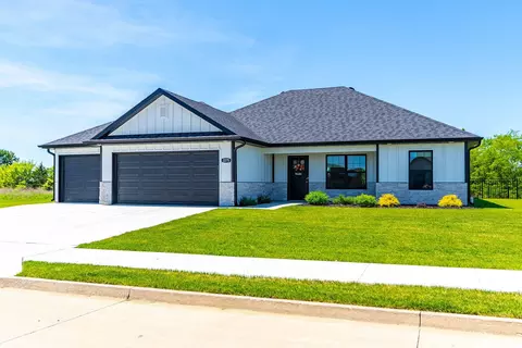 2275 N Federal Dr, Columbia, MO 65202