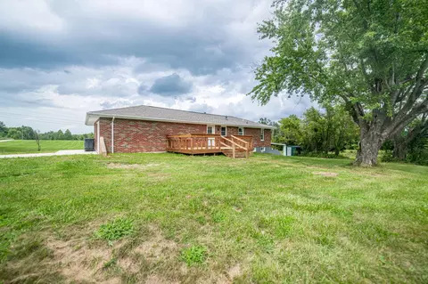 Exterior - 910 E Saint Eunice Rd, Fulton, MO 65251 photo 6 of 6