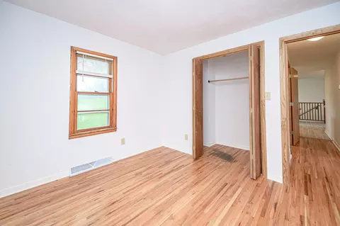 Bedroom - 910 E Saint Eunice Rd, Fulton, MO 65251 photo 1 of 4