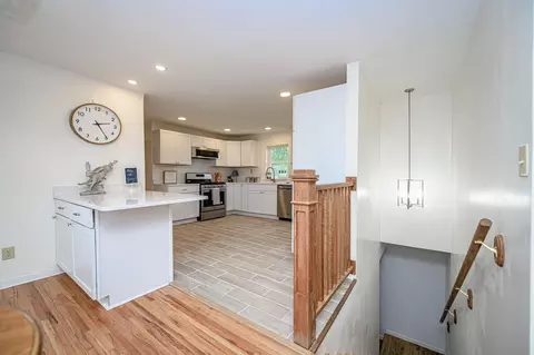 Kitchen - 910 E Saint Eunice Rd, Fulton, MO 65251 photo 10 of 10