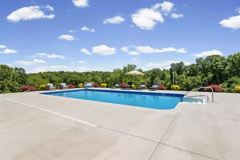 8500 W Graham Rd, Rocheport, MO 65279