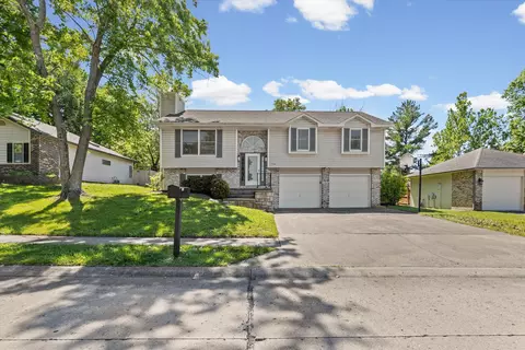 Exterior - 1508 Prestwick Dr, Columbia, MO 65203 photo 2 of 8