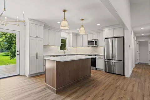 Kitchen - 1508 Prestwick Dr, Columbia, MO 65203 photo 1 of 6