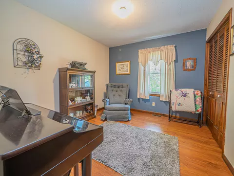 Other - 302 Circle Dr, Moberly, MO 65270 photo 2 of 6
