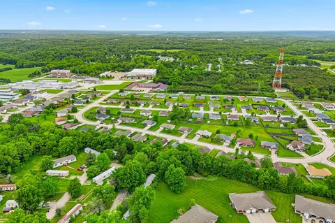 View/Area - 210 Brookstone Dr, Holts Summit, MO 65043 photo 5 of 7