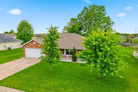 View/Area - 210 Brookstone Dr, Holts Summit, MO 65043 photo 1 of 7