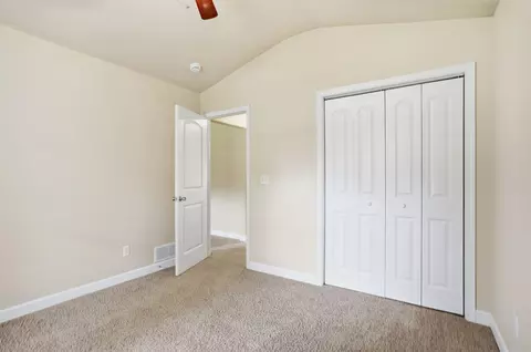 Bedroom - 210 Brookstone Dr, Holts Summit, MO 65043 photo 4 of 6