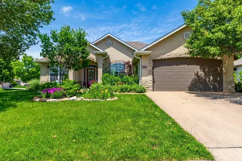 4801 Alcott Dr, Columbia, MO 65202