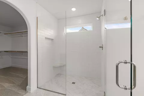 Bath - 301 Ash Down Dr, Columbia, MO 65201 photo 4 of 5