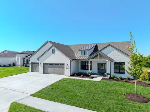 4500 Royal County Rd, Columbia, MO 65201