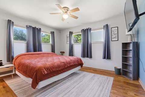 Bedroom - 901 E Booth St, Centralia, MO 65240 photo 1 of 6