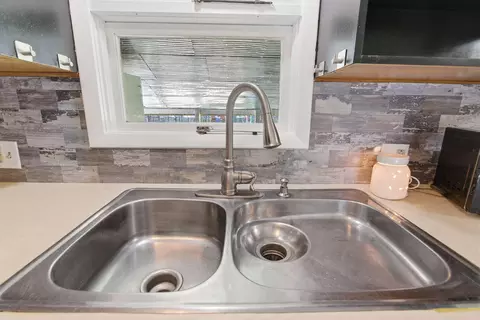 Kitchen - 901 E Booth St, Centralia, MO 65240 photo 4 of 6