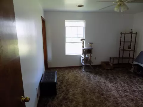 Bedroom - 703 E Rodemyre St, Centralia, MO 65240 photo 4 of 5