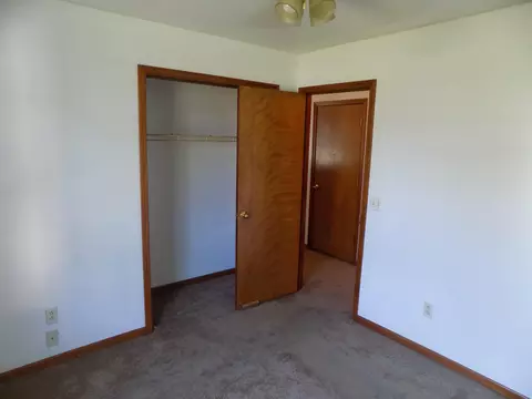 Bedroom - 703 E Rodemyre St, Centralia, MO 65240 photo 2 of 5