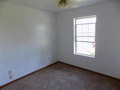 Bedroom - 703 E Rodemyre St, Centralia, MO 65240 photo 1 of 5