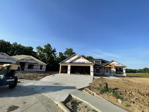 14690 Wellstead Dr, Hallsville, MO 65255