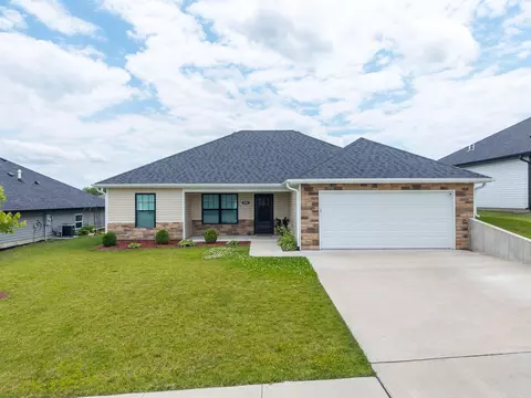 5502 Geyser Blvd, Columbia, MO 65202