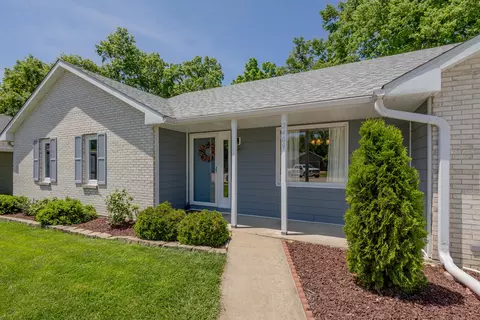 2409 Lloyd Ct, Columbia, MO 65203