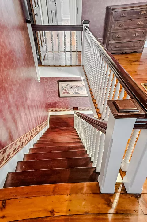 Entry Way - 410 5th St, Glasgow, MO 65254 photo 5 of 12