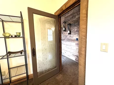 Entry Way - 13985 N Pilot, Pilot Grove, MO 65276 photo 2 of 3