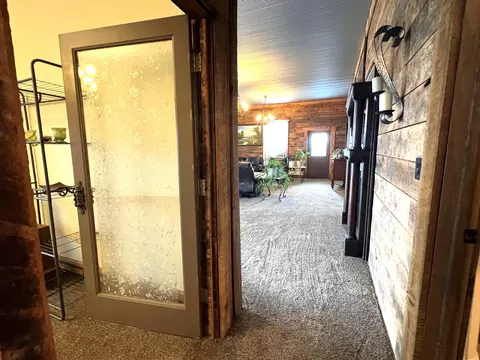 Entry Way - 13985 N Pilot, Pilot Grove, MO 65276 photo 3 of 3